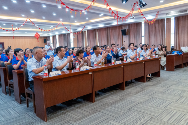 熱烈慶祝建黨101周年暨江昕科技首屆職工代表大會